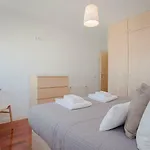 Bright Light Apartment